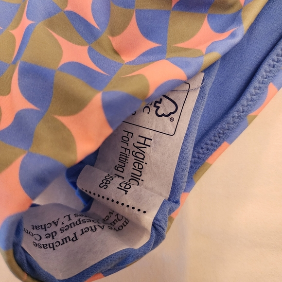 Raisins Colorful Geometric Bikini Set. Comes with Hygienic Liner. NWT - Picture 6 of 11